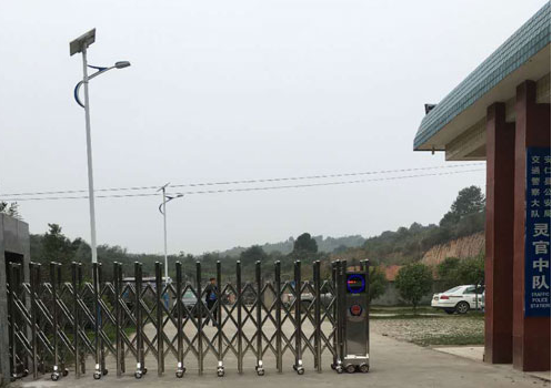 安仁灵官交警中队