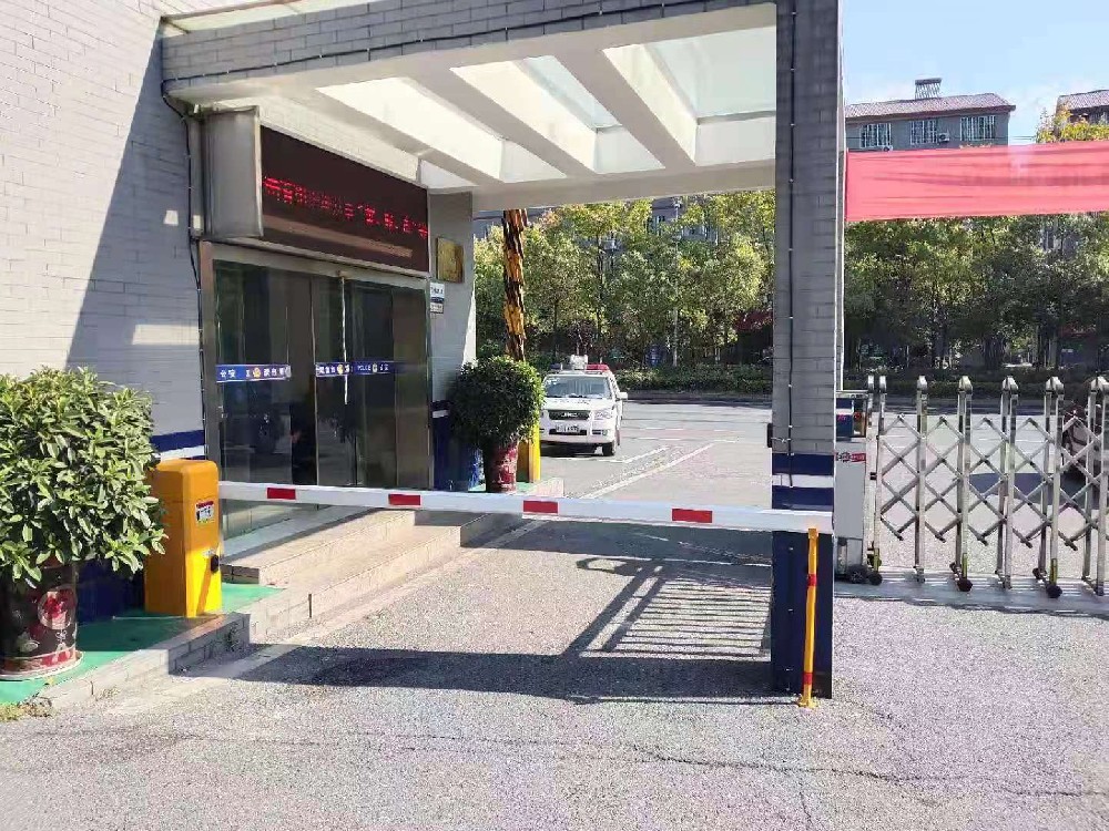 资兴鲤鱼江派出所